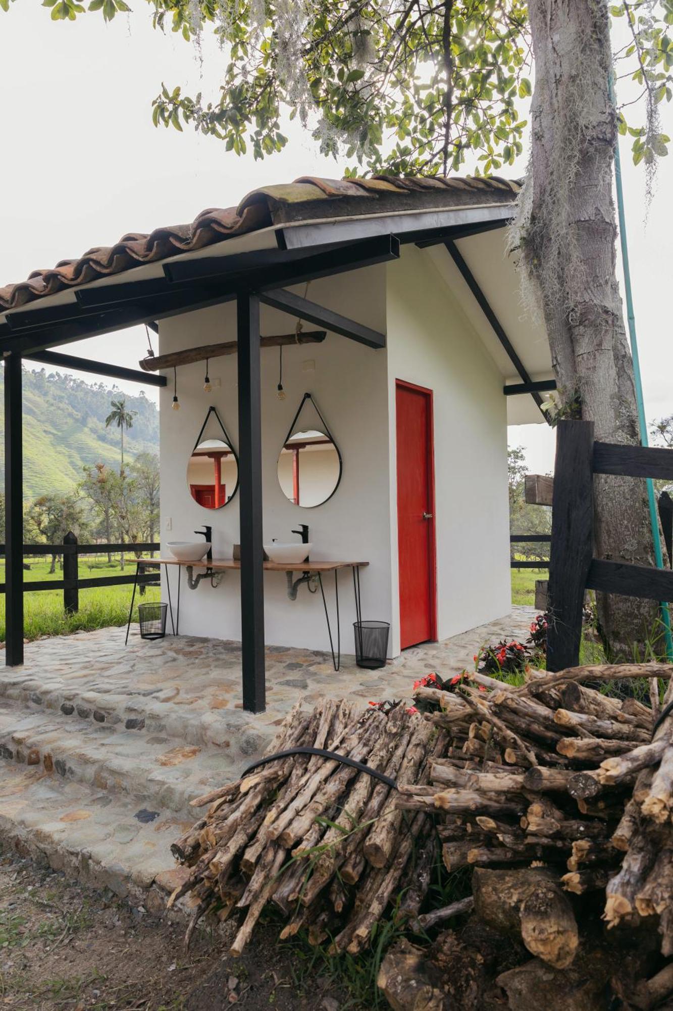 La Cabana Ecohotel - Valle Del Cocora サレント エクステリア 写真