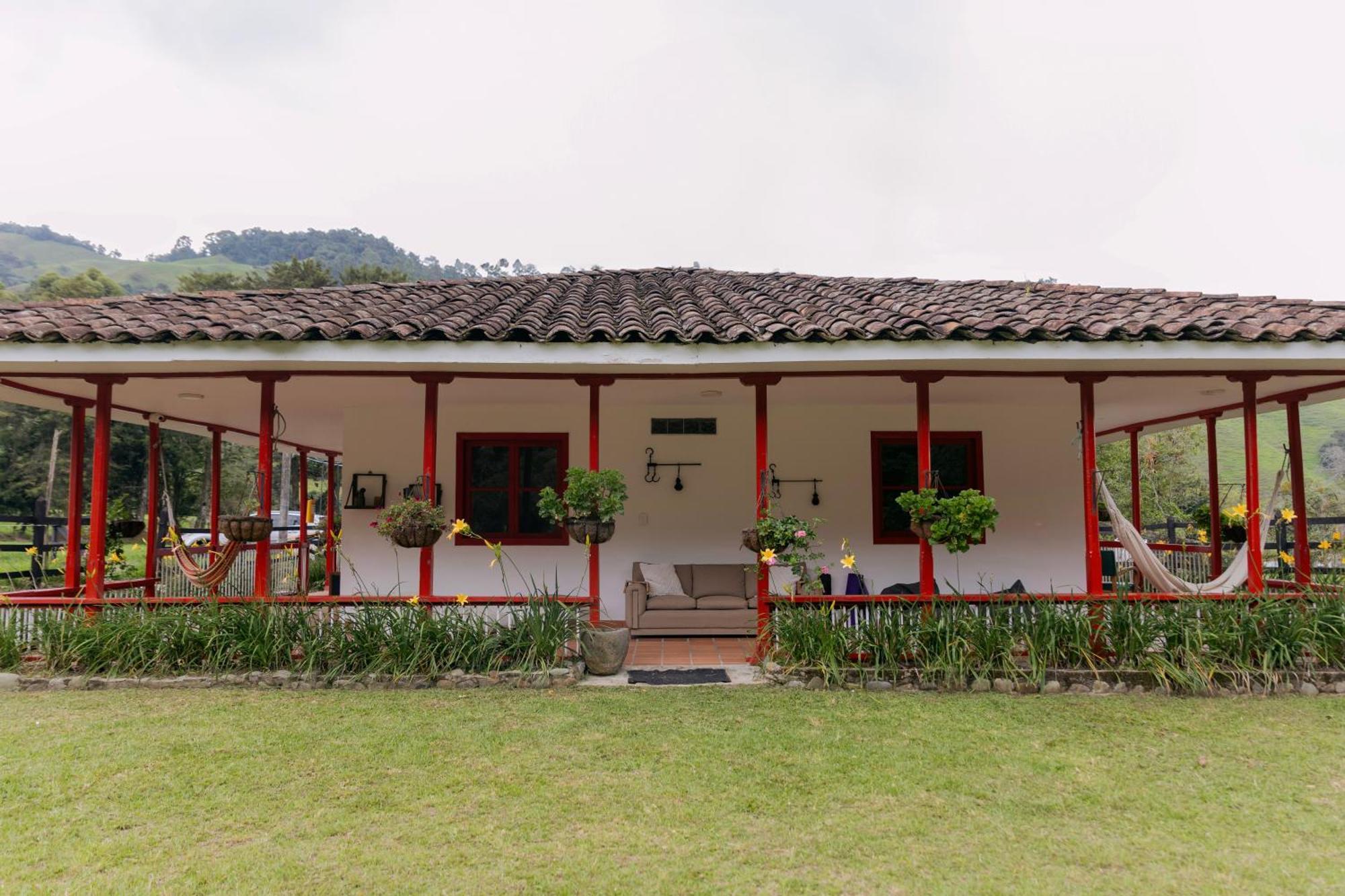 La Cabana Ecohotel - Valle Del Cocora サレント エクステリア 写真